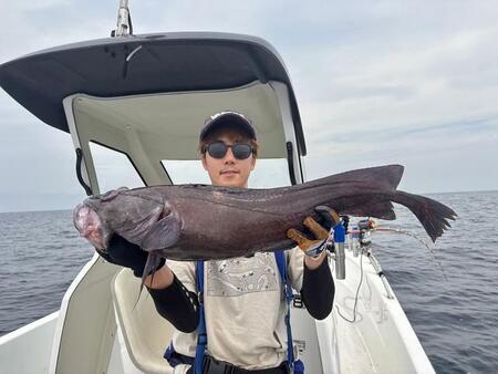 標的は水深1230メートルのキタノクロダラ　1800秒のバトルの末に……釣果が重量日本記録！ 「西京焼きが美味しかったです」