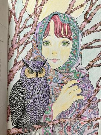 繊細な色使いで細部まで丁寧に仕上げられた塗り絵／おこめやさん（@ocomeya_sanrio）提供