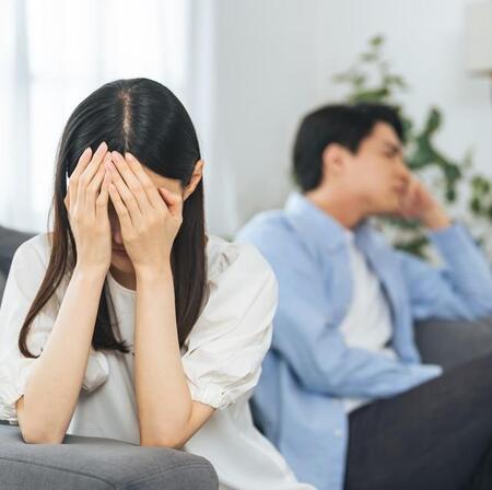 「次はいつ会える?」夫のスマホに見知らぬ女のメッセージ 問い詰められた夫は職場の部下との過ちを白状した 「浮気相手に慰謝料や謝罪文を求められますか?」【夫婦関係修復カウンセラーが解説】