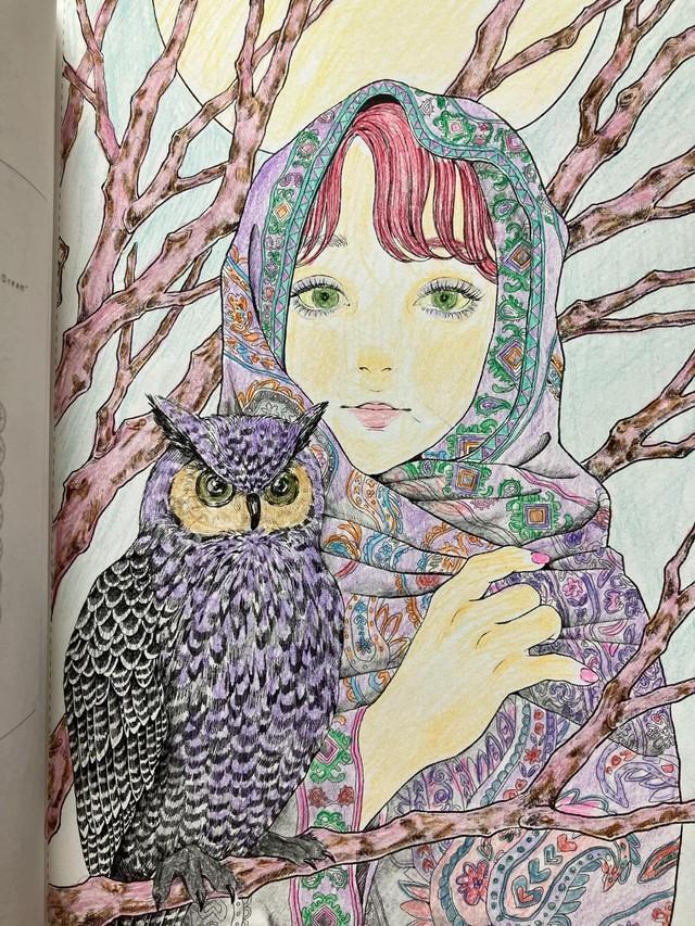 繊細な色使いで細部まで丁寧に仕上げられた塗り絵／おこめやさん（@ocomeya_sanrio）提供