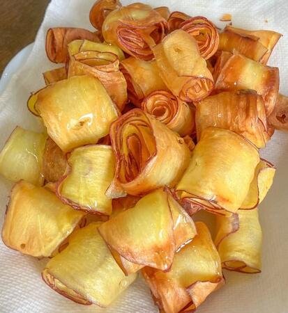 農家が伝授するサツマイモのレシピに「19万」いいね「さつまいものポテトチップス！」「絶対に美味しいに決まってる」