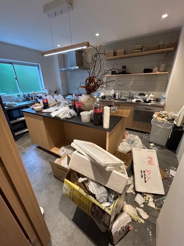 伊豆を拠点に民泊を運営する鈴木健太さんが投稿したチェックアウト後の写真が話題に（鈴木さん提供）