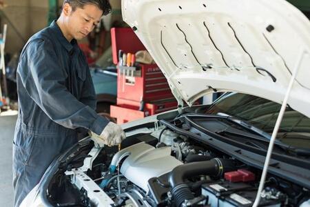満足度の高い『カーメンテナンスサービス』ランキング1位は？　※画像はイメージです（One/stock.adobe.com）