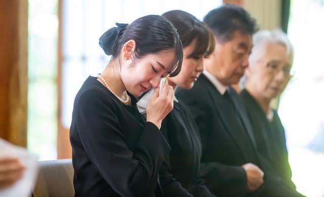 「死因」や「相続」については質問しない！※画像はイメージです（buritora/stock.adobe.com）