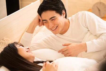 夫婦の営みの場所、最も多いのは？　誘うのはどちらが多い？【既婚者3000人調査】