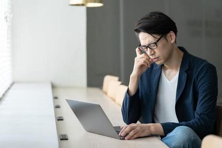 フリーランスの4割強「物価上昇の影響で生活が苦しくなった」…最も影響を受けた業種は？