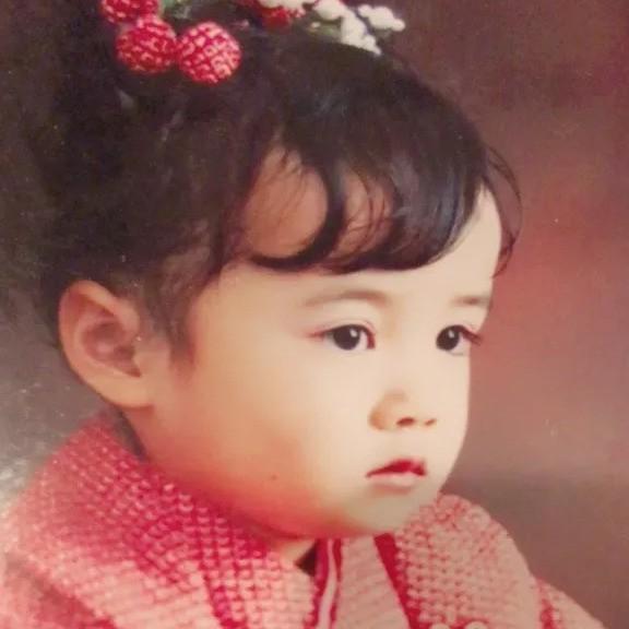 ＜ビフォー＞3歳当時の姿…22年で驚きの変化を遂げました！/マッスルキユーピーさん（Instagram/Threads【@kewpie_______】）提供