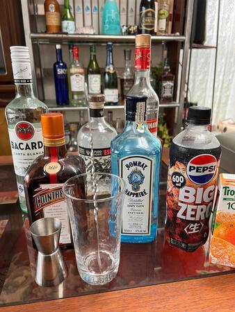 一滴も入ってないのに紅茶の味わい…“レディーキラー”の異名を持つカクテルが話題に