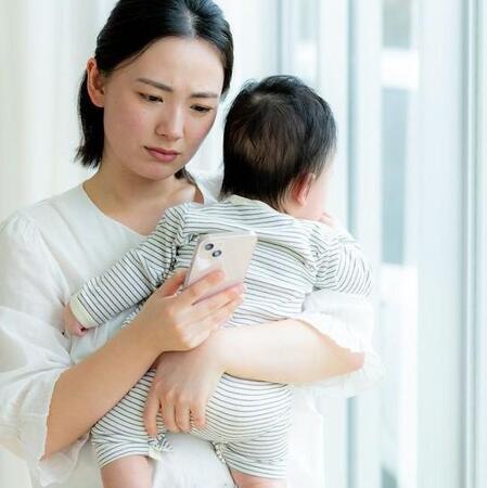 「親に知られたらどうしよう」…虐待で絶縁した21歳シングルマザーが、生活保護申請で直面した“扶養照会”という壁【社会福祉士が解説】