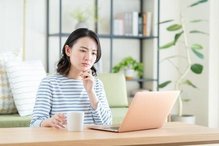 心の不調で退職→「絵心」を生かし「アート雇用」で採用 「障害者クリエイター」のさまざまな働き方とは?【社会福祉士が解説】