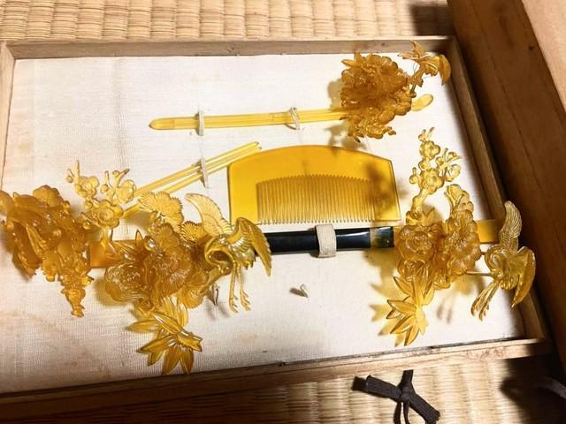 祖母宅から出てきた曽祖母の花嫁かんざし一式（画像提供：くるみゆべしさん）
