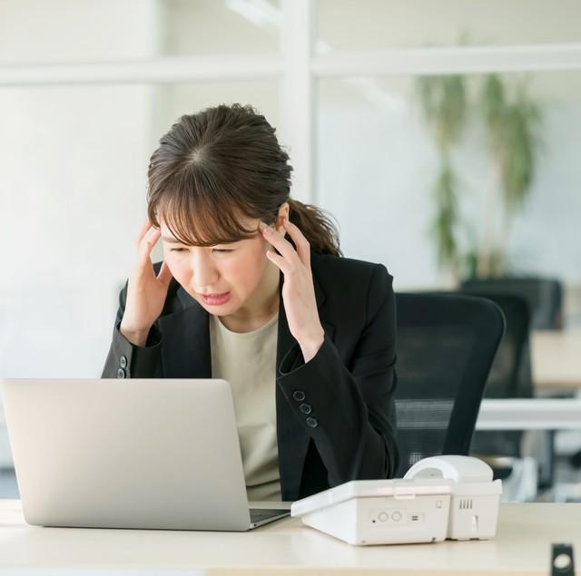 20日過ぎに知らされた来月からの制服撤廃…　※画像はイメージです（naka/stock.adobe.com）