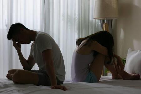 夫婦の営みに不満の理由 男性は「もっと頻度を上げたいのに」、女性は?【既婚者100人調査】