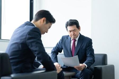 「俺は聞いていない」「昔は当たり前だった」…部下のモチベーションを下げる上司の言動とは？