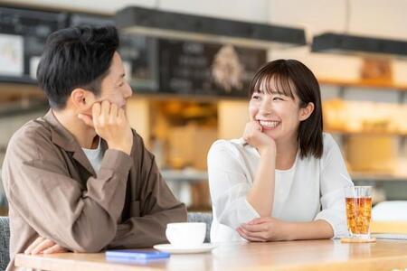 幼少期の両親の仲の良さは「自身の夫婦関係」へ大きく影響する?傾向があきらかに