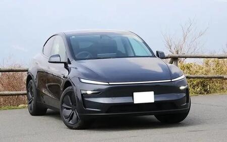 新型テスラ「モデルY」、神コスパBEVへ進化!全く異なる外観デザイン、装備充実、快適性もアップ