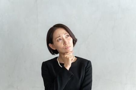 お葬式の靴って何履けば良い？※画像はイメージです（naka/stock.adobe.com）