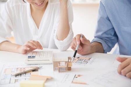 【注文住宅購入者に聞いた】平均世帯年収は「1097万円(中央値950万円)」→家の予算はいくら?