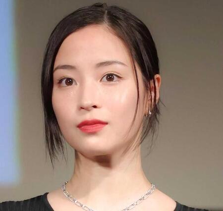 3位菜々緒、2位広瀬すず！韓国風メイクが似合う芸能人1位は…“シャープな眼差し”朝ドラ初出演の人気女優