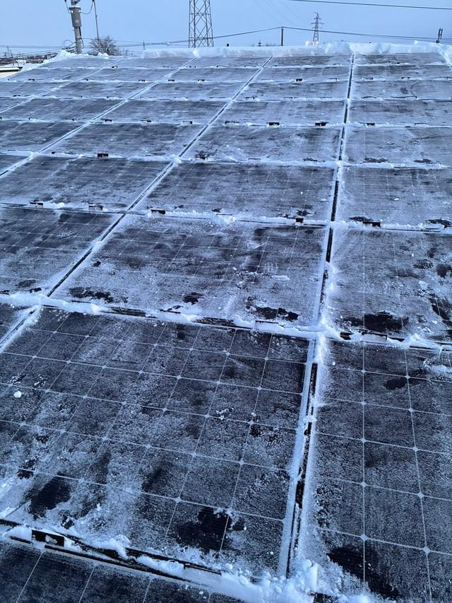 雪下ろしの際のゾッとするエピソードが話題に（北海道のV2Herさん提供）