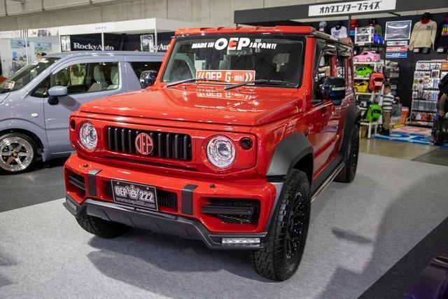 「オカダエンタープライズ」OEP222のノマドは、かなり手が加えられて迫力のあるエアロが目を惹く。