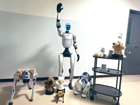 「絶対一生味方なロボットをデザインする」をテーマにロボット開発に情熱を燃やしています（高橋英之さん提供）