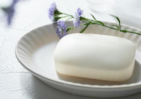 キャンプ、災害時「石鹸の置き場所がない…」身近な物で解決！警視庁発ライフハック