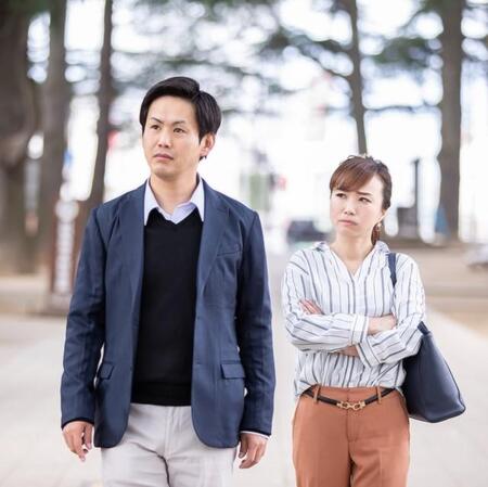 「集会と奉仕活動がある日曜は空けておいて」「うちは代々信者だから」結婚直前、彼に告げられた→どうすれば？【心理カウンセラーが解説】