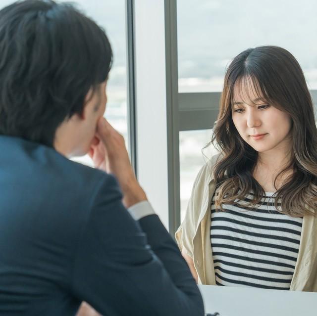 亡き夫からの遺言動画は無効なのか　※画像はイメージです（FineGraphics/photoAC）