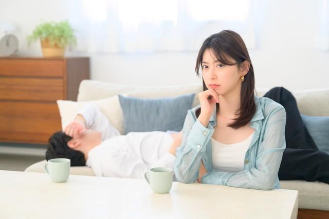 「今の夫との結婚を後悔」したことがある既婚女性は約7割　※画像はイメージです（Yamatatsu/stock.adobe.com）