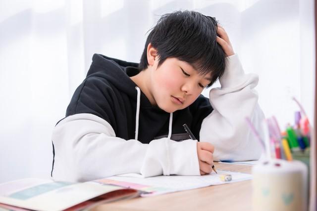 中学受験で最もつらかったことは？　※画像はイメージです（健二 中村/stock.adobe.com）