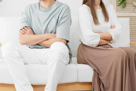 離婚したい女性の3人に1人「休日、夫と過ごさない」 それでも迷い踏み切れないワケ