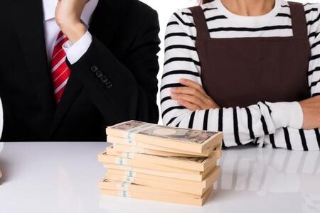 財布の紐を握っているのが「夫」と答えた人が最も多いのは岐阜県「妻」の割合が最も高いのは三重県 ※画像はイメージです（beeboys/stock.adobe.com/）