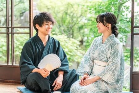 「ご主人さま」「奥さま」と呼びかけるのは避けたい……でも、適切な言葉が見つからず　教授の悩みに共感の声