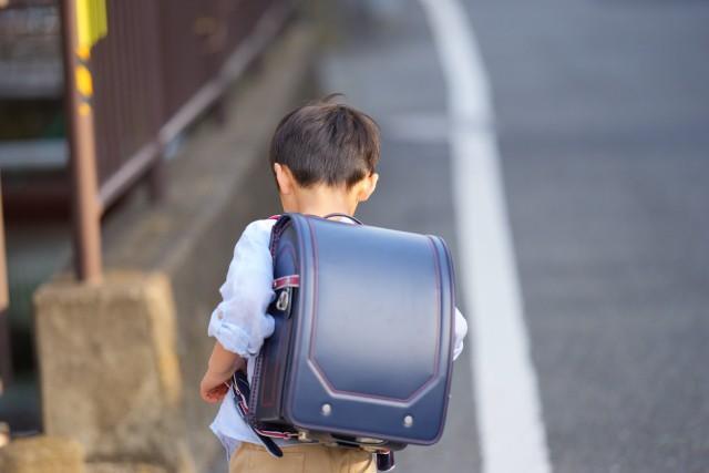 リメイクするか、寄付するか、処分するか…選択は家庭ごとに違う（photoACより「ACworks」さん撮影、イメージ画像）