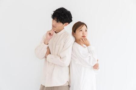未婚の4人に3人が「恋人ナシ」　そもそも「恋愛に興味ない」未婚者が50％以上！　今どきの出会いと恋愛観を調査