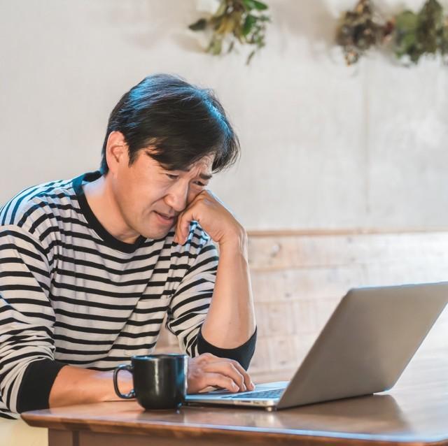 eラーニングを家でやったら賃金って発生するの？　※画像はイメージです（FineGraphics/photoAC）