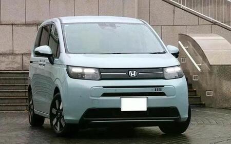 【ハイブリッド／ガソリン別】燃費の良いミニバンはどれだ！ランキング大発表　2位は「フリード」、1位は最も新車台数が多い人気車種