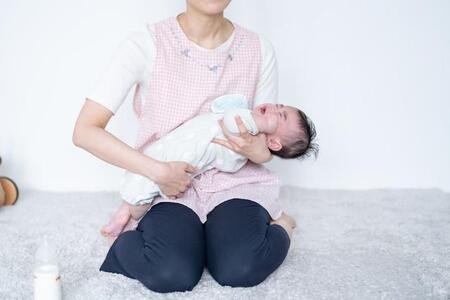 “産後”って、いつまで？　※画像はイメージです（ponta1414/stock.adobe.com）