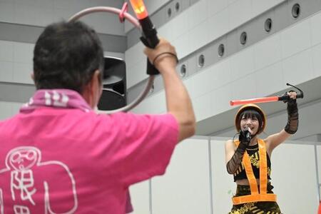 アイドル本人が10年来のファンの葬儀に参列　ファン仲間も集結してみんなでお別れ　自由なお葬式”に「アイドルとファンの理想の絆を見せてもらいました」