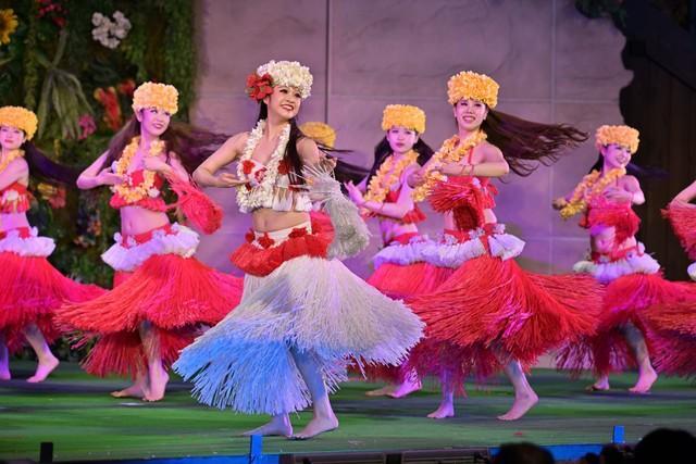 スパリゾートハワイアンズのショー（提供）