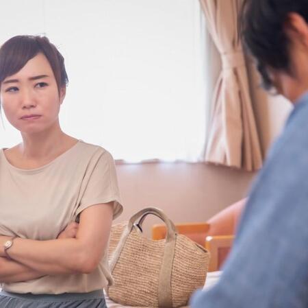 カウンセラーのアドバイス通りに行動したのになぜ！　※画像はイメージです（FineGraphics/photoAC）