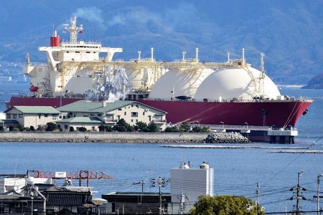 日本はエネルギー資源や重要鉱物などの多くを海外に頼っている※画像はイメージです（photoAC）