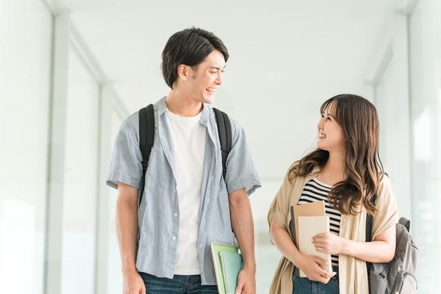 恋人との出会いは「同じ大学」が最多　※画像はイメージです（buritora/stock.adobe.com）