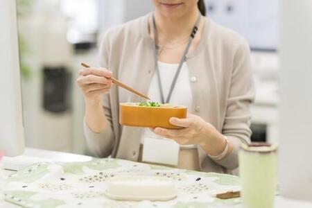 自宅から「お弁当」を持参する人が増加　※画像はイメージです（japolia/stock.adobe.com）