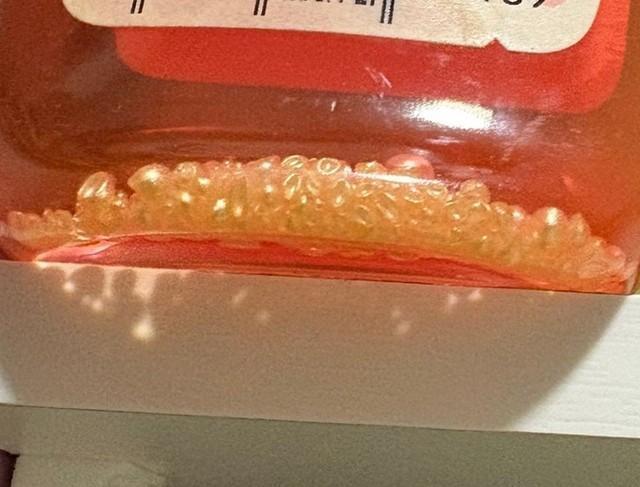 容器の底にたまっているのは…（廃な物を探す者さん提供）※画像はトリミングしています