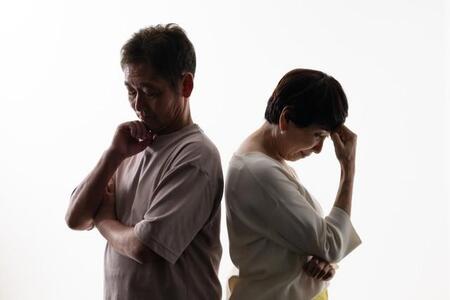 熟年離婚を望む人の約4割が「具体的な計画や準備」を進めている　※画像はイメージです（Peak River/stock.adobe.com）