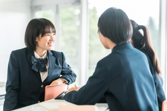 1日入れるとするならどの坂道グループに入りたい？　※画像はイメージです（buritora/stock.adobe.com）