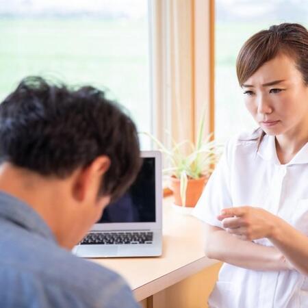 身内の処方箋を使って薬を手に入れるのは犯罪？　※画像はイメージです（FineGraphics/photoAC）