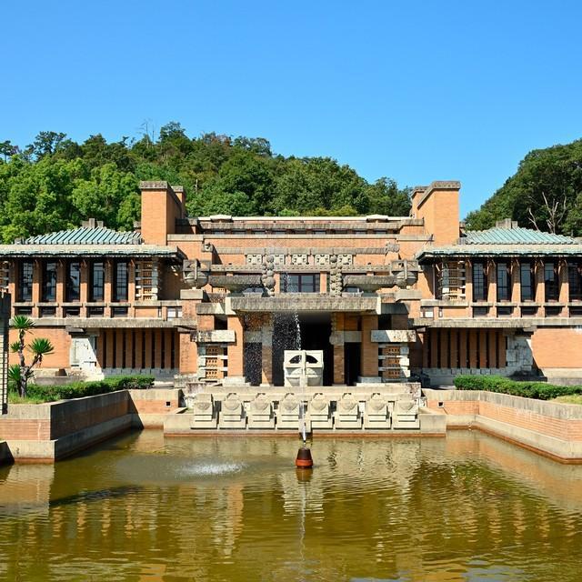 愛知県の博物館明治村に移築された旧帝国ホテルの玄関部分　※画像はイメージです（oliver0723/stock.adobe.com）